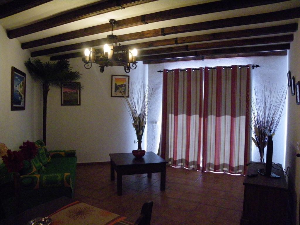 Apartamentos Fuente La Teja & Spa Los Llanos De Aridane Szoba fotó